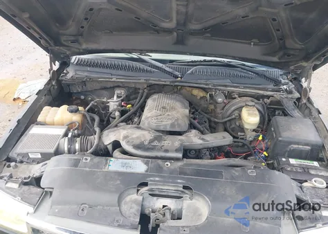 2005 Chevrolet Silverado 1500 Work Truck z USA, uszkodzony, nr VIN 1GCEC14X45Z342399